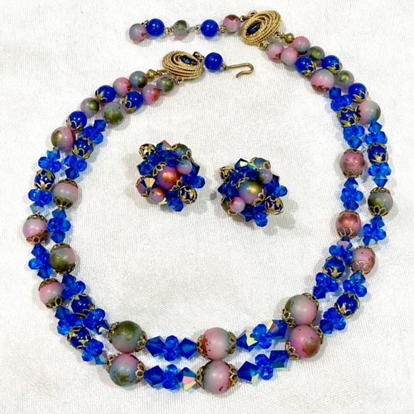 Vintage Aurora Borealis Blue Crystal Bead Necklace Earrings Clip On Retro - Picture 6 of 12